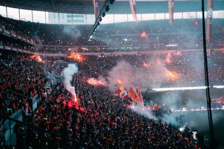 Coupe d’Europe : l’OM toujours sans point, l’OL corrigé à Hoffenheim, le Stade rennais invaincu